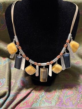 Chico’s Multi-Stone Yellow & Black Statement Necklace copper and silver 1675